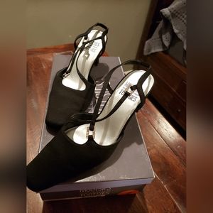 MOOTSIES TOOTSIES PUMPS